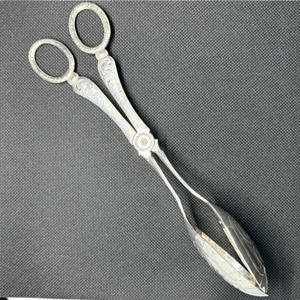 Vintage Silver Plated Serving Tongs Sheffield made